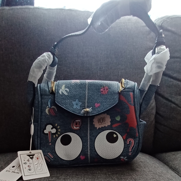 "Eye Theme" Handbag, "Big Eye Style Leather goods" Luxury Designer,Unique Style - Picture 3 of 13